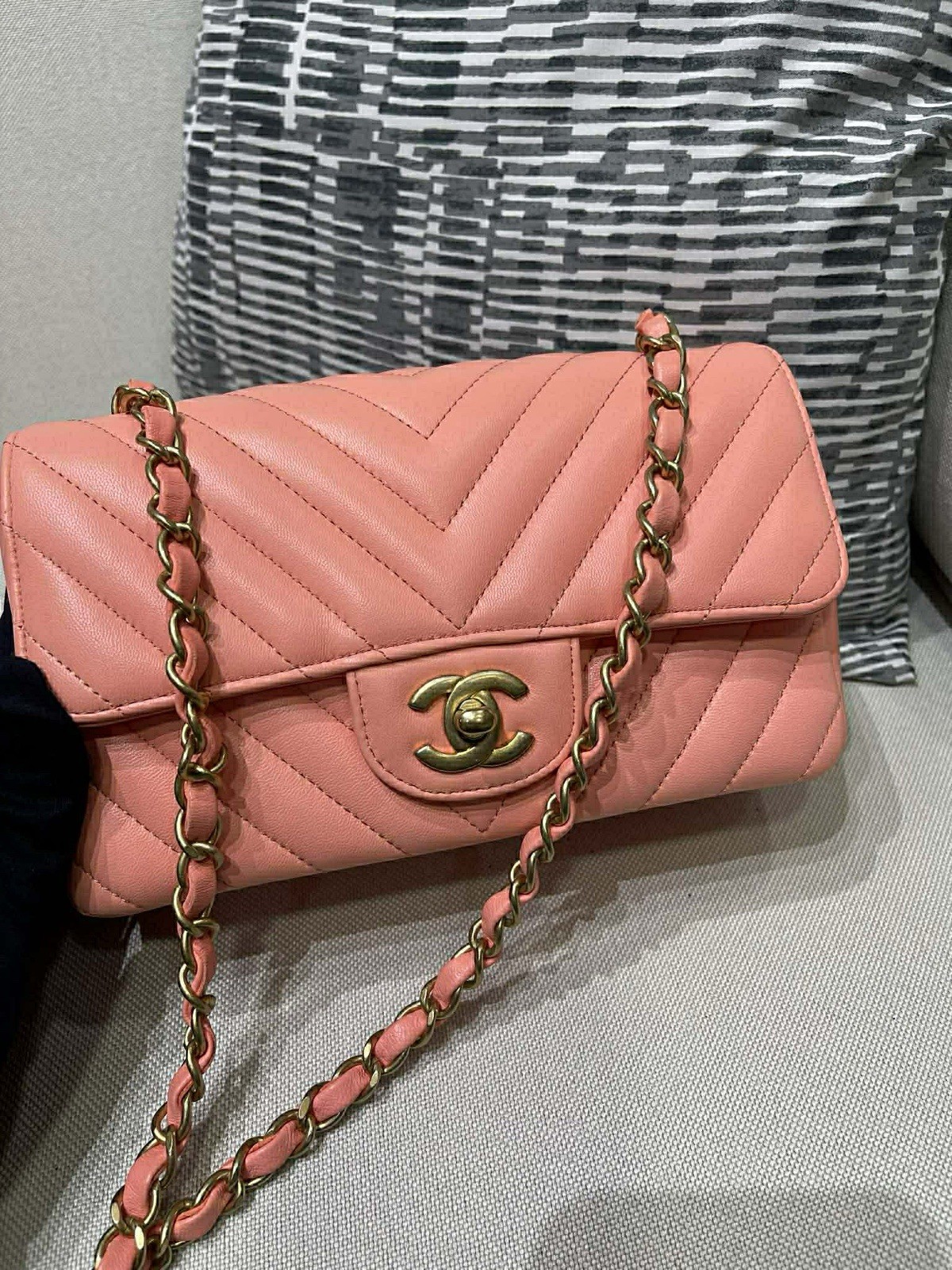 CHANEL Rectangular Mini Flap – Chevron Quilted Pi… - image 3