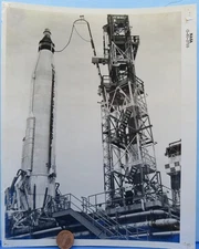 NASA PRESS PHOTO vtg 1st MERCURY Atlas rocket Flight 7-31-1960 / B&W