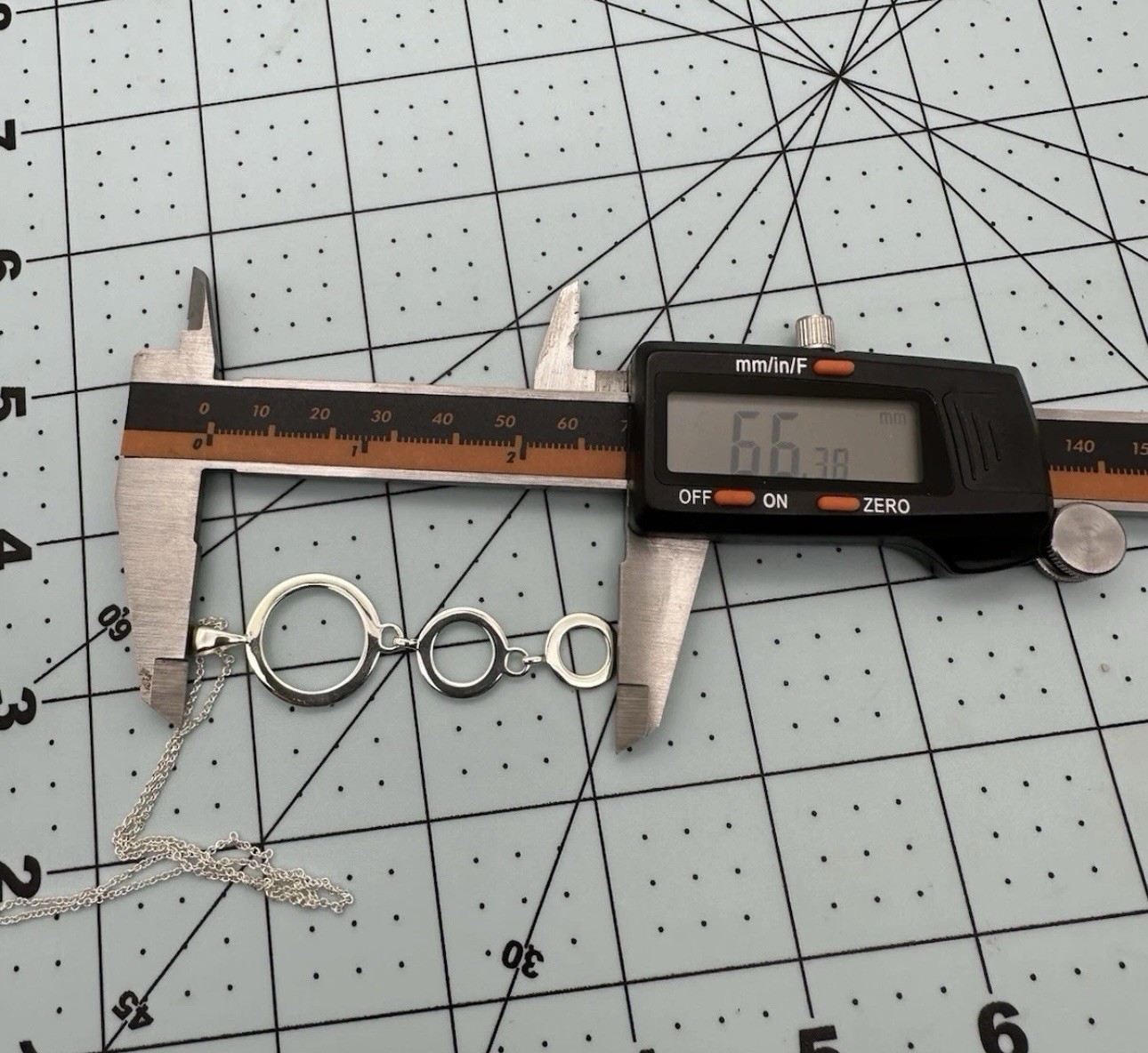 Modern Sterling Silver Interlocking Open Loop Cir… - image 11