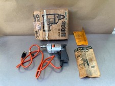 Vitg. Taladro eléctrico Black & Decker 3/8" 7110 2,5 amperios servicio estándar caja original