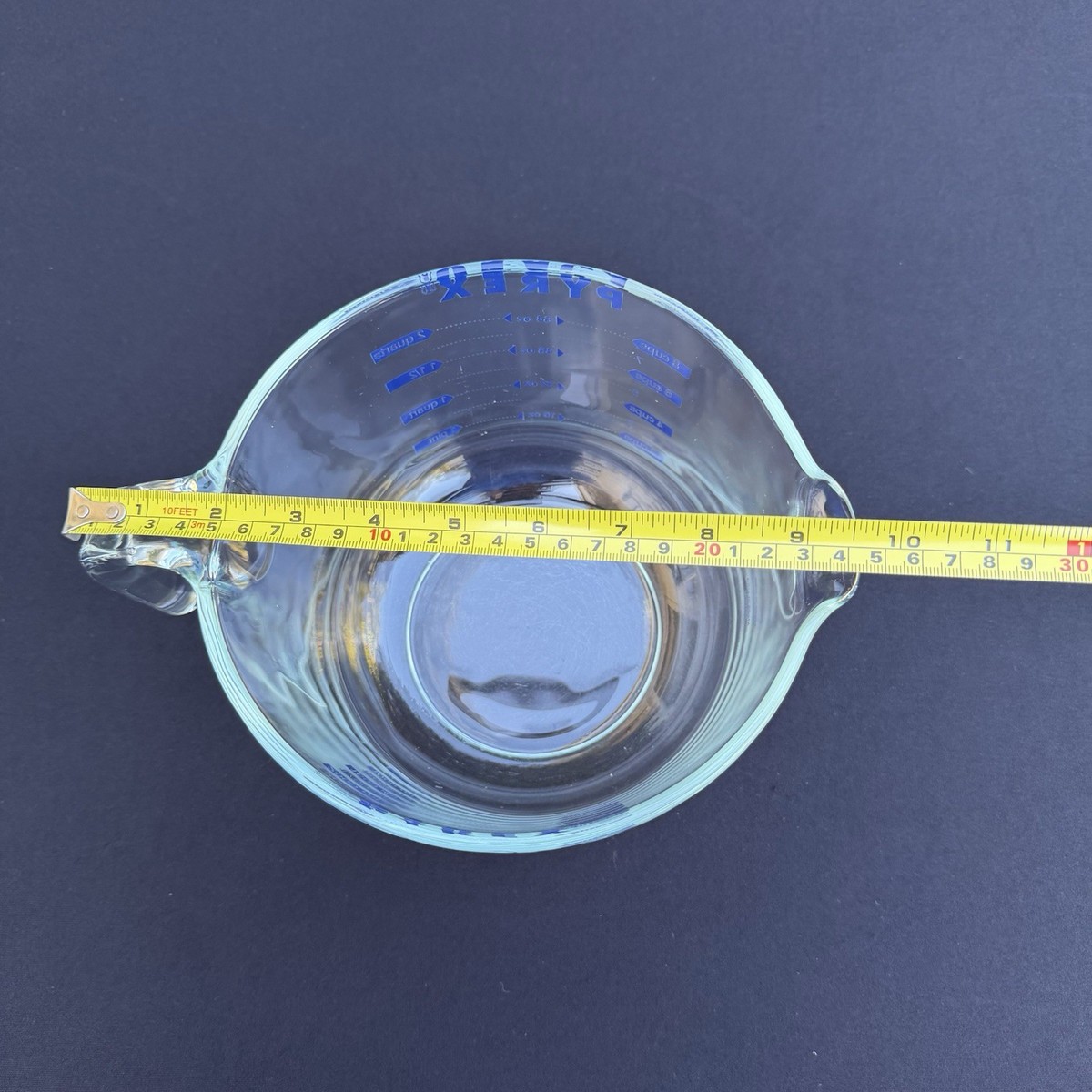 VTG Pyrex 8 Cup 2 Qt 64 oz Large Measuring Cup Blue Print Made In