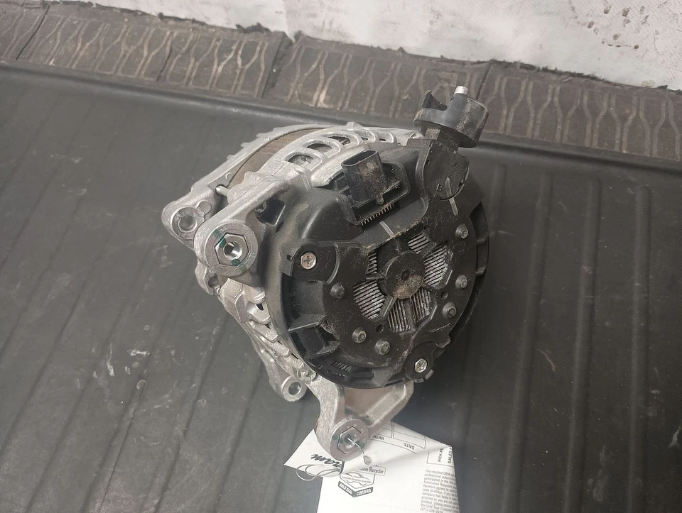 2020 Cadillac CT6 Alternator 3048164 - Image 3 of 4