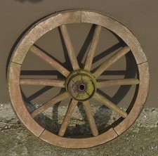 Antikes Wagenrad Holzrad Leiterwagen Heuwagen Deko Landhaus 40 cm Alt rostig Top