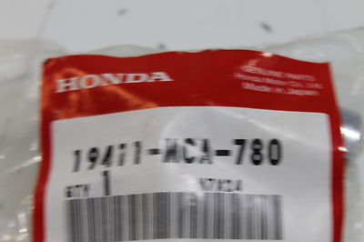 メイ Honda Goldwing GL 1800 Connection Pipe Water 19411-MCA-780 | eBay