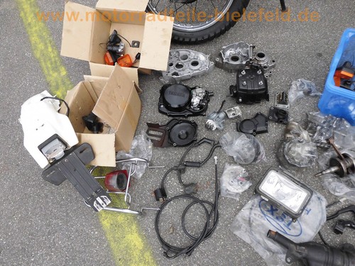 Ersatzteile spare-parts Yamaha DT 125 LC 10V: hier 1x Bremspedal Fuß-Bremshebel - 第 4/7 張圖片