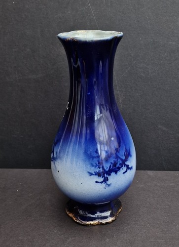Jarrón balaustre chino de porcelana azul y blanco del siglo XIX con diseño Prunus. - Imagen 2 de 9