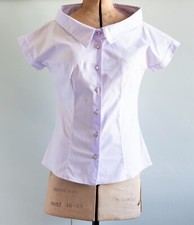 Beautiful Alexander Mqueen Lilac, Short Sleeve Cotton Blouse, size 44 immaculate
