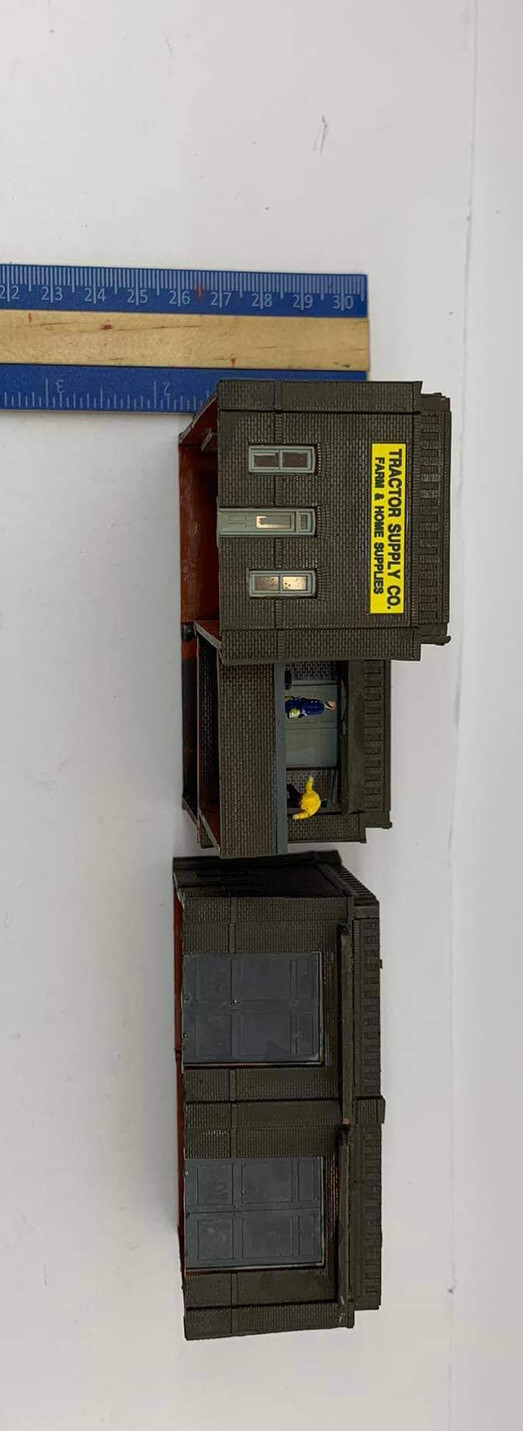 N Building Models Railway Garage Tractor Supply Co Farm Home Supplies