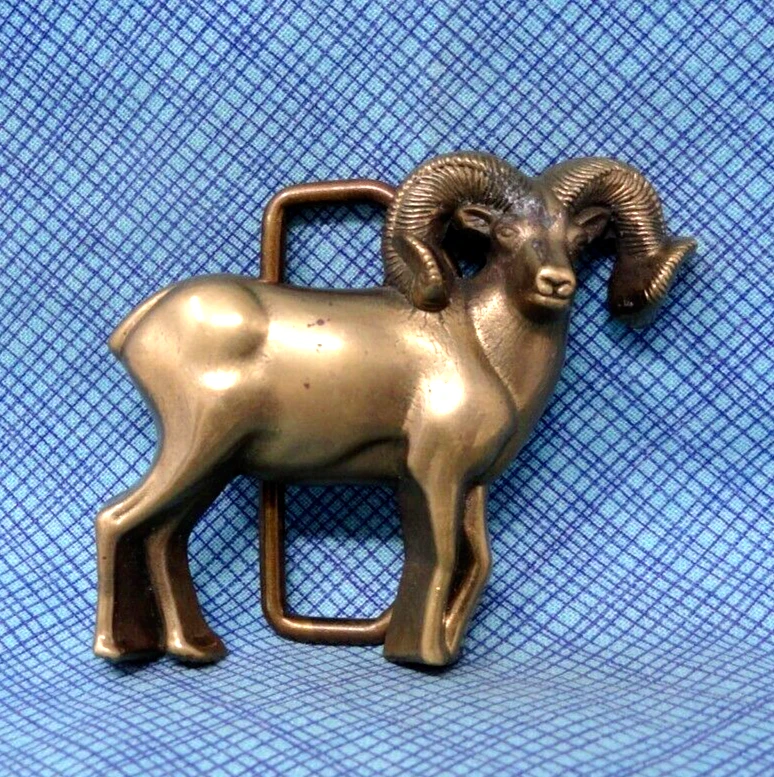 Cinturón de vestir Big Horn oveja carnero hebilla recortada latón de colección años 70 barón Taiwán .QRT544 Foto 2 de 4