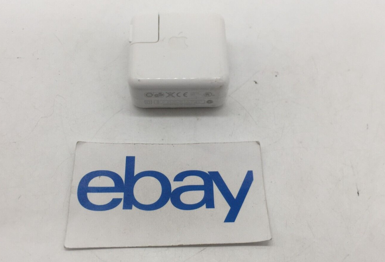 Genuine Apple A1102 USB AC Power Adapter Wall Plug FOR OLD iPODS - FREE SHIPPING