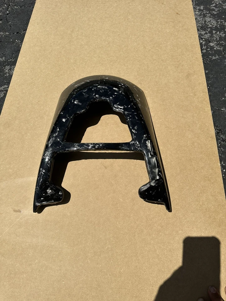 Harley V-Rod 切碎后挡泥板全纯碳纤维适用于 Harley 夜杆 — 第 2/4 张图片