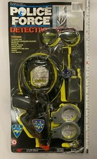 POLICE FORCE Detective Play Set w/gun, holster, badge, glasses,Hand Cuffs, etc.