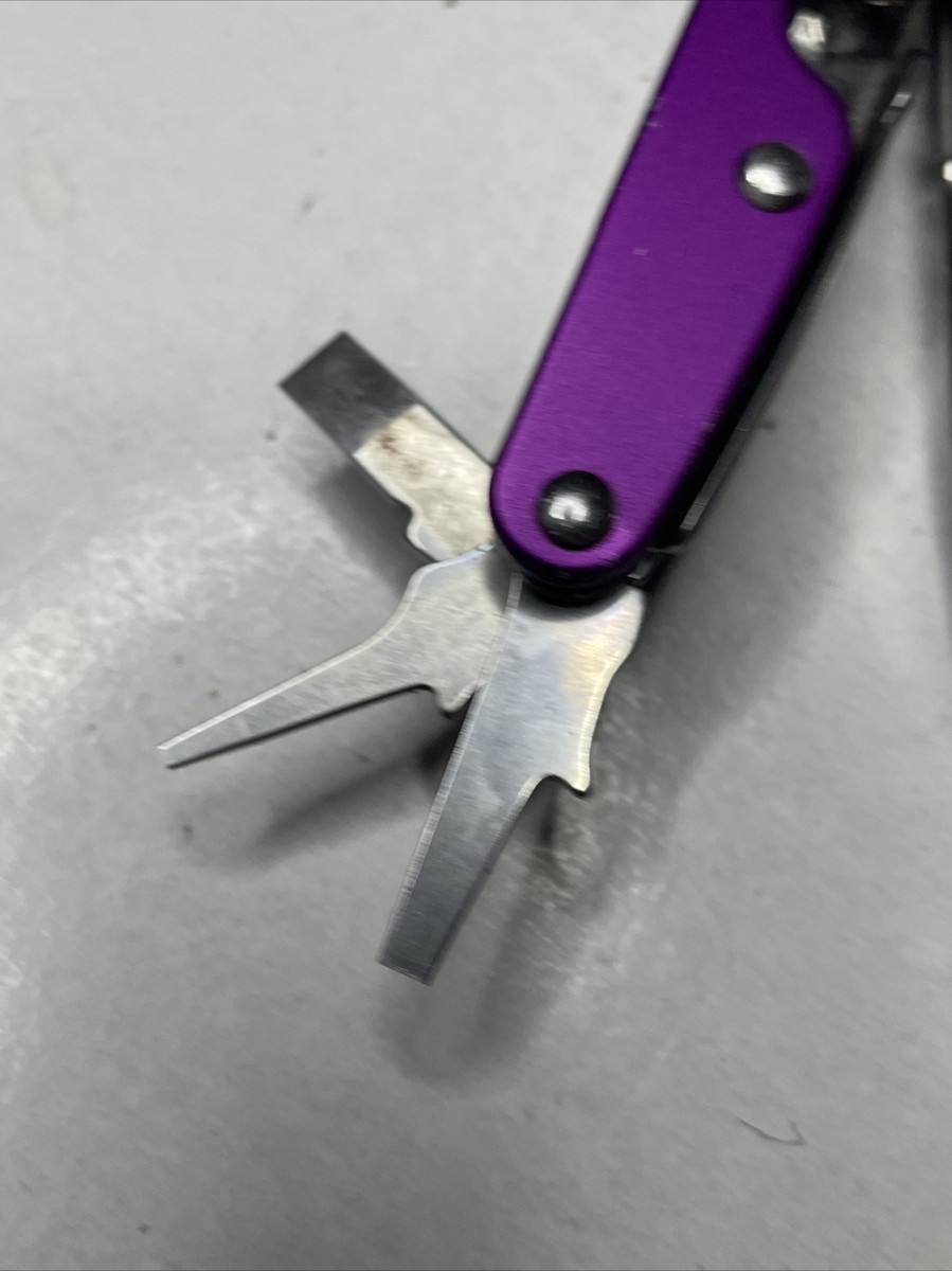 Leatherman Juice XE6 Retired Rare 18 Tools Multitool -Parts or