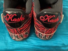 Nike Kashi size 10