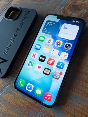Apple iPhone 14 - 128 GB - Midnight (Factory Unlocked) eSIM MPUA3LL/A