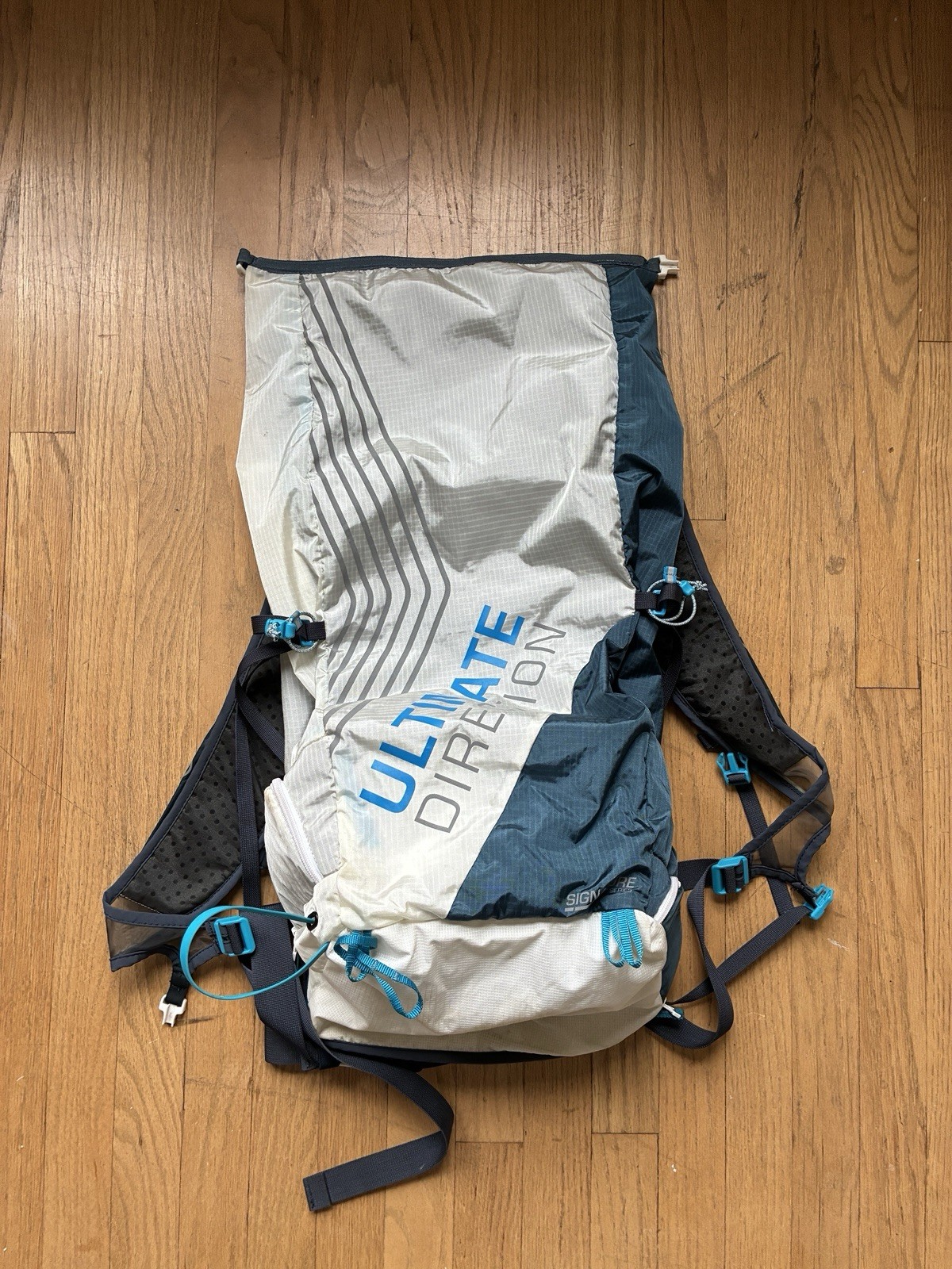 Ultimate Direction Skimo Race Chaleco Ligero Rolltop Mochila Fastpack