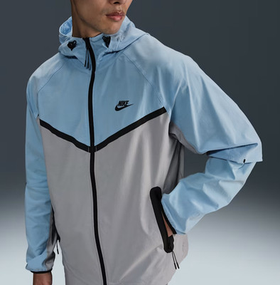 Nike Tech Woven Full-Zip Windrunner Jacket Gr S