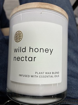 Red Leaf Home Wild Honey Nectar Small Candle Single Wick 11 Oz NEW Rare