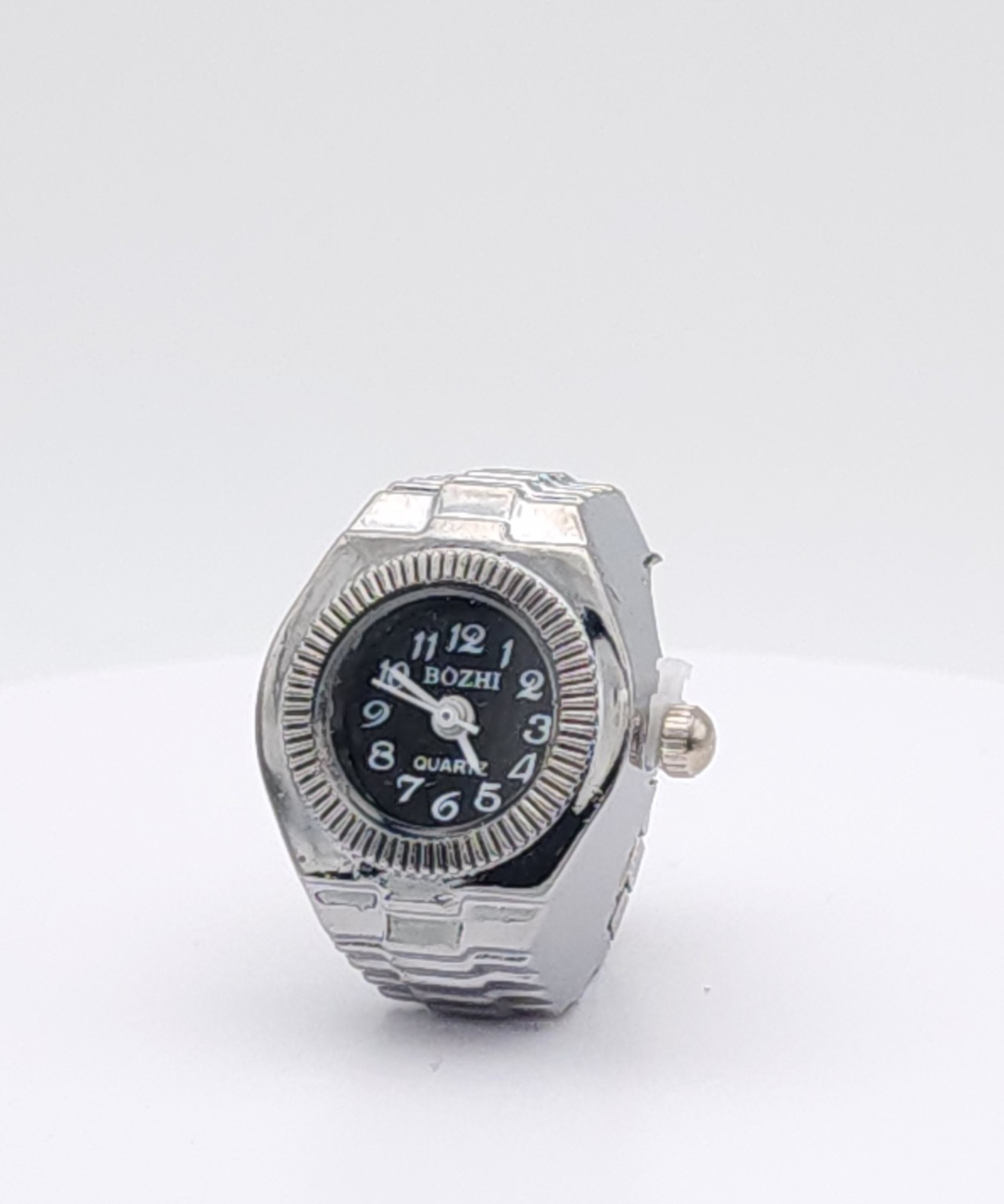 Stylish Finger Ring Watch &ndash; Silver Band, Quartz Dial, Fun Colors for Men & Women