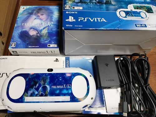SONY PS Vita Final Fantasy X2 HD Remaster Resolution Box Limited Testé