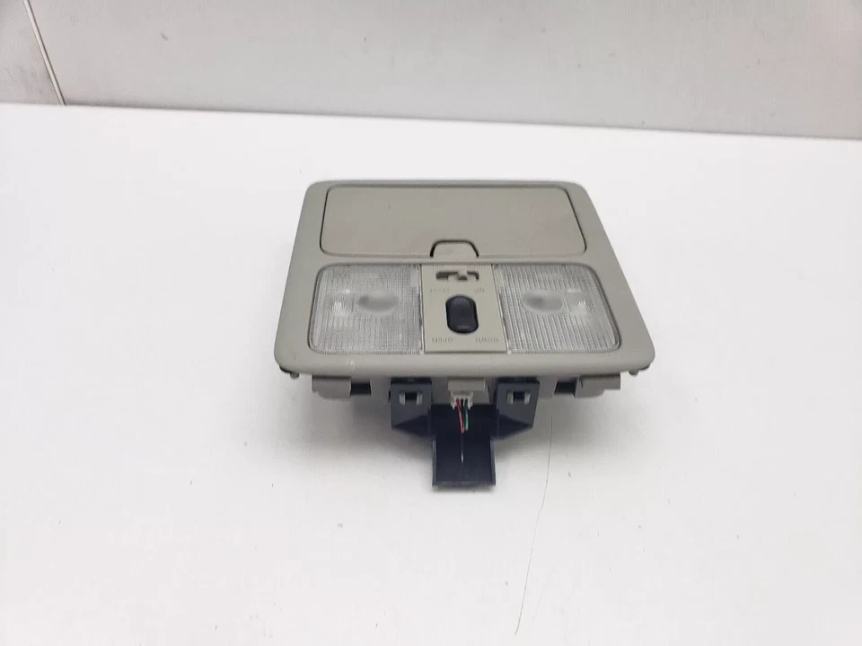 PANEL DE LUZ CONFORT LECTURA TECHO INTERIOR NISSAN X-TRAIL T31 2012 26430-AC560 Foto 2 de 4