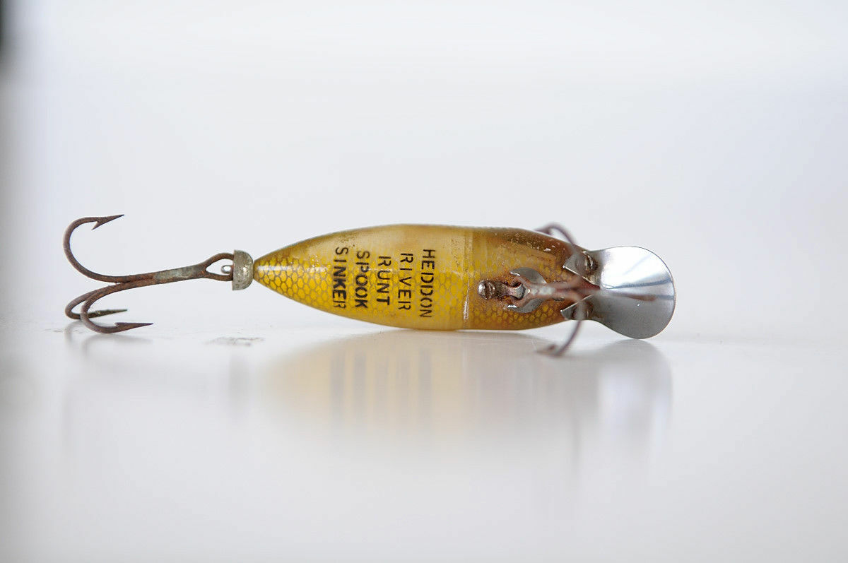 VINTAGE HEDDON RIVER RUNT SPOOK SINKER Gold Eyes Yellow Red