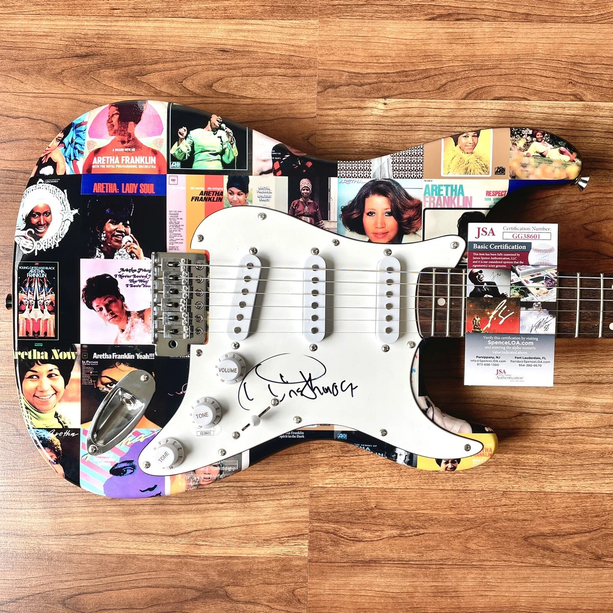 ARETHA FRANKLIN Signed Guitar JSA COA Custom 1 1 THE QUEEN OF SOUL
