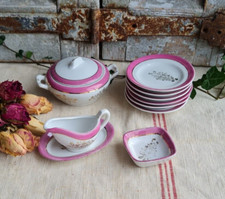 ANCIENNE DINETTE ASSIETTES SOUPIERE PORCELAINE JOUET ENFANT POUPEE JUMEAU