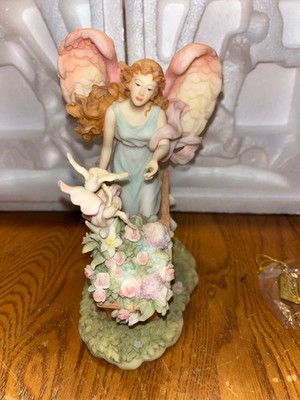 1999 Seraphim Classics Danielle ''Messenger of Love'' Angel Figurine #81512