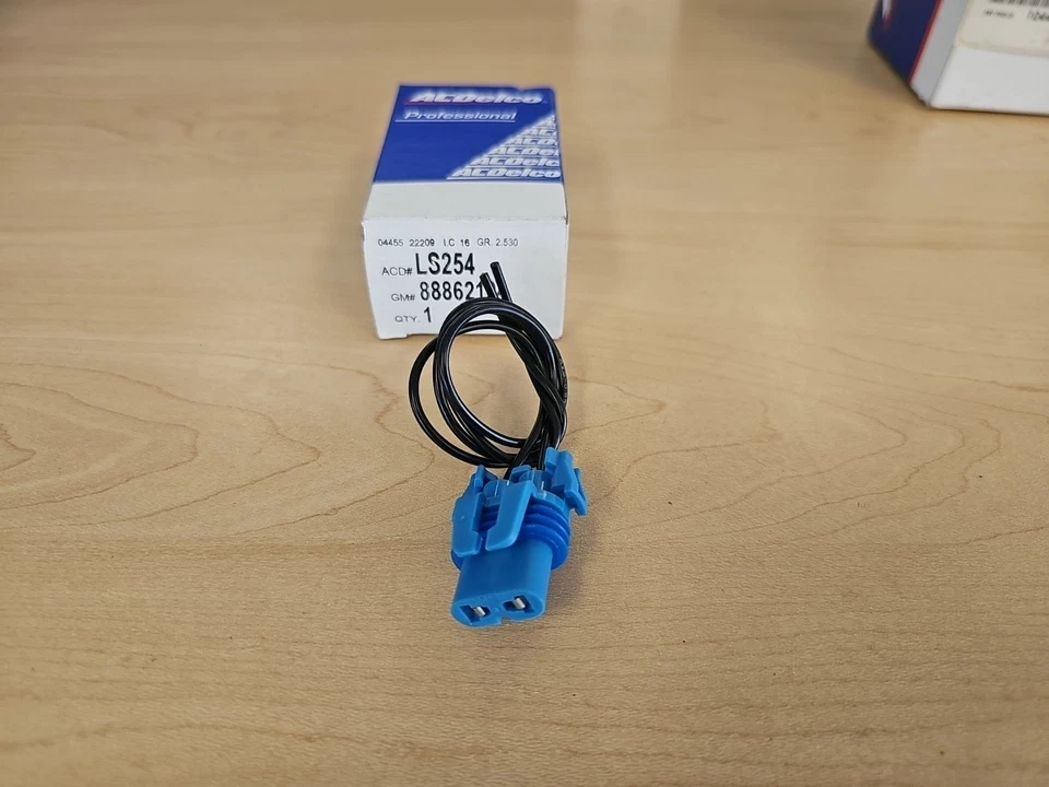 Nuevo enchufe de faros ACDelco LS254 1996-00 hoja negra 88862194 OEM Foto 3 de 3