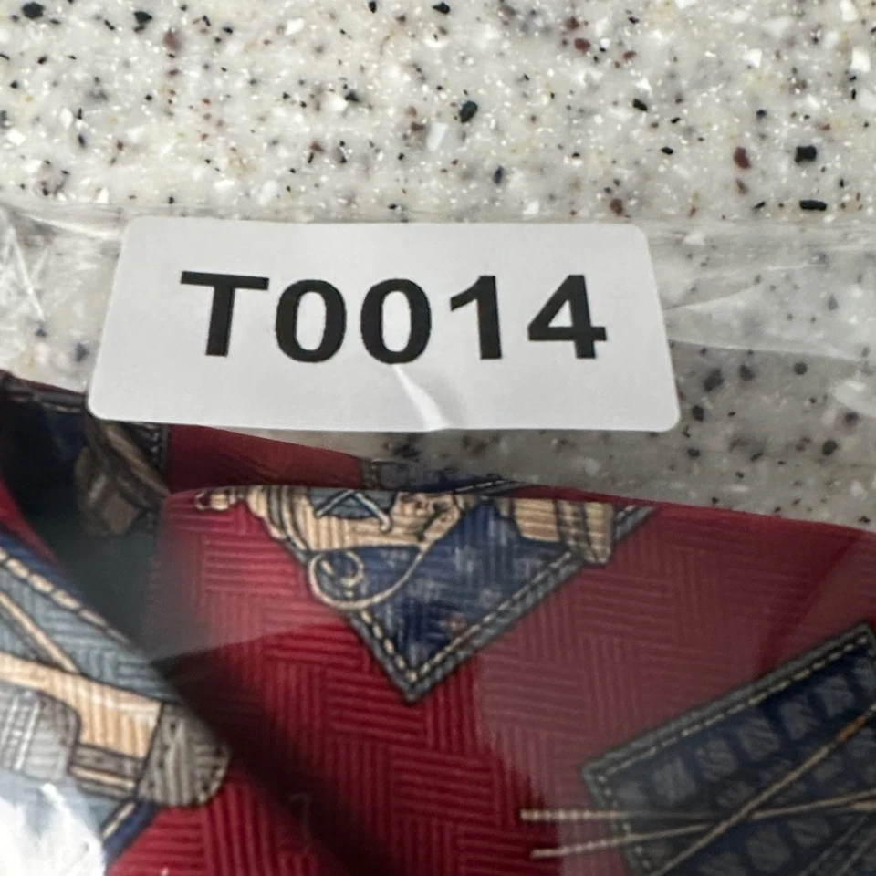 JOHN ASHFORD Men's Red Golf Theme Silk Neck Tie - Image 4 of 4