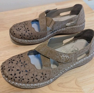 Rieker Daisy Antistress 9 Laser Cut Mary Jane Sandal Cross Strap Leather Camel