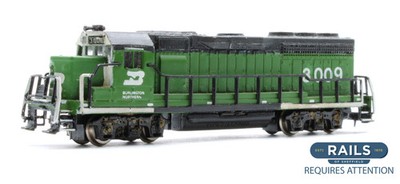 BACHMANN SPUR 'N' 63551 BN GRÜN EMD KLASSE GP40 #3009 DIESELLOK *VERWITTERT