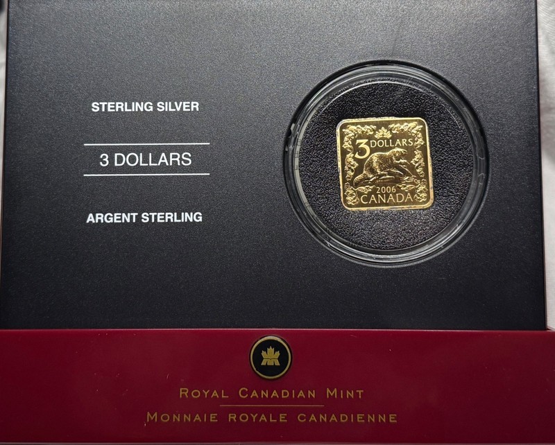 2006 Canada 3 Dollars Sterling Silver Argent Silver Beaver Coin in Original Box