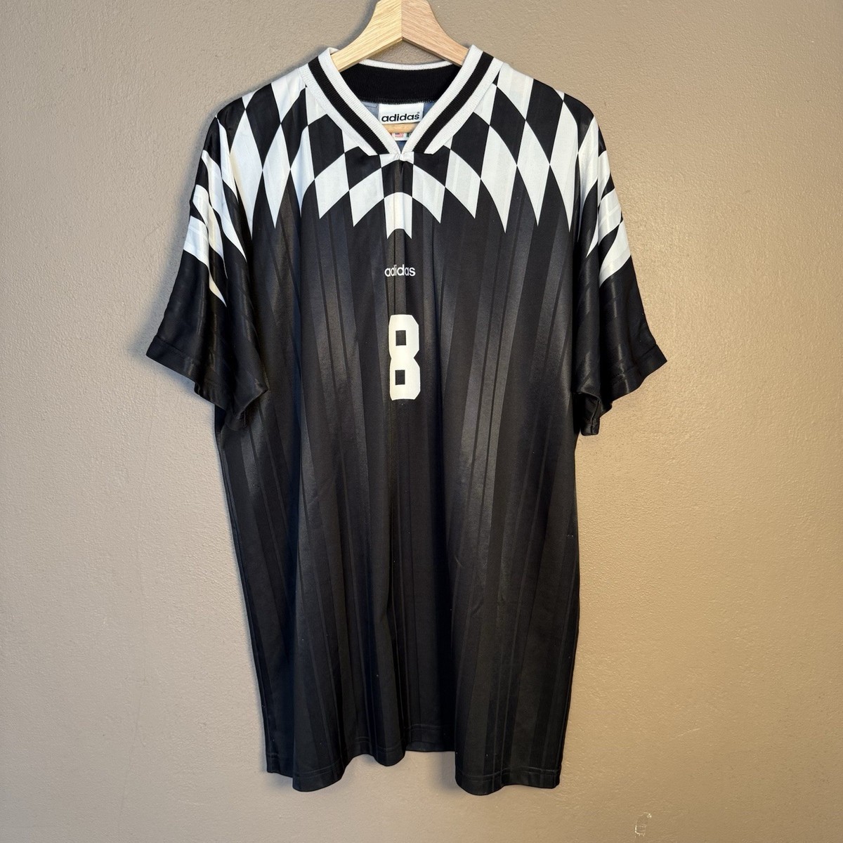 ウェア old adidas asymmetry Soccer Game Shirt s-l1200.jpg