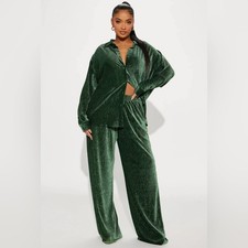Fashion Nova Velvet Plisse Pant Set