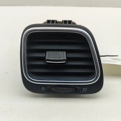 VOLKSWAGEN SCIROCCO MK3 Lüftungsschlitz im rechten Armaturenbrett 1Q0819704K RHD