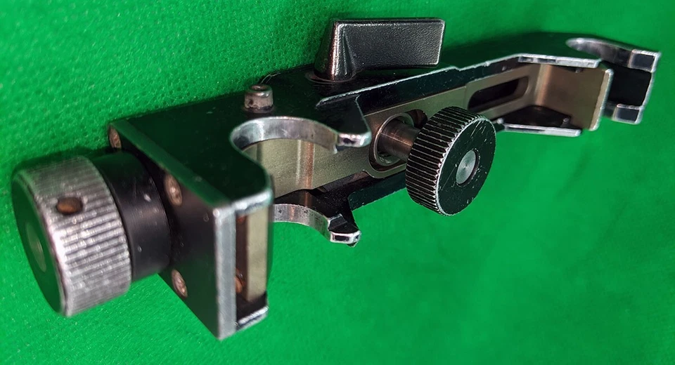 Soporte de lente ARRI LS-10 para placa de puente de estudio de 15 mm Foto 3 de 4