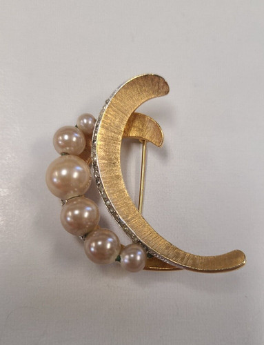 Vintage Corocraft Gold-Tone, Pin Swirl Design