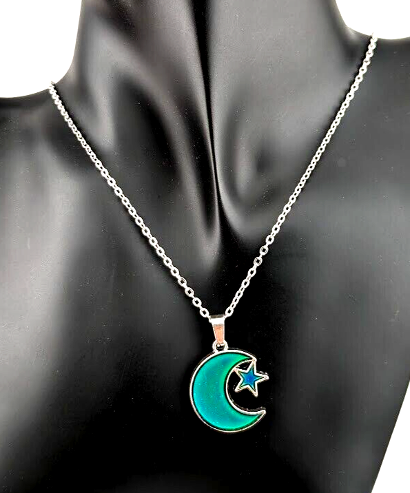 CRESCENT MOON & STAR MOOD PENDANT color changing thermochromic