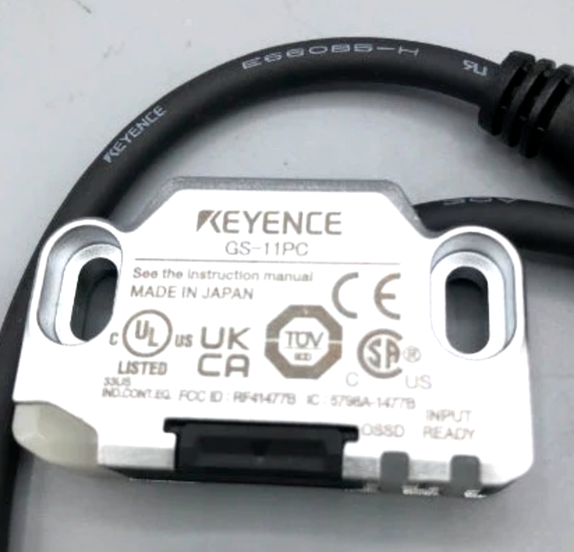KEYENCE(キーエンス) GS-P8LC1 Models : Safety Interlock Switches - GS series | KEYENCE America