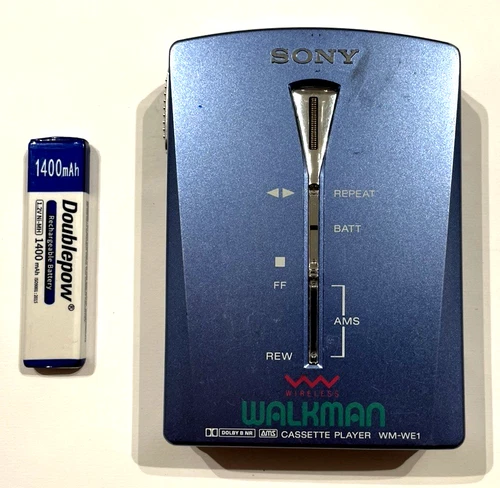 SONY WM-WE1 walkman  cassette player Made in Japan WIRELESS Dolby  WORKING