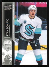 2021-22 Upper Deck French #697 Ryan Donato