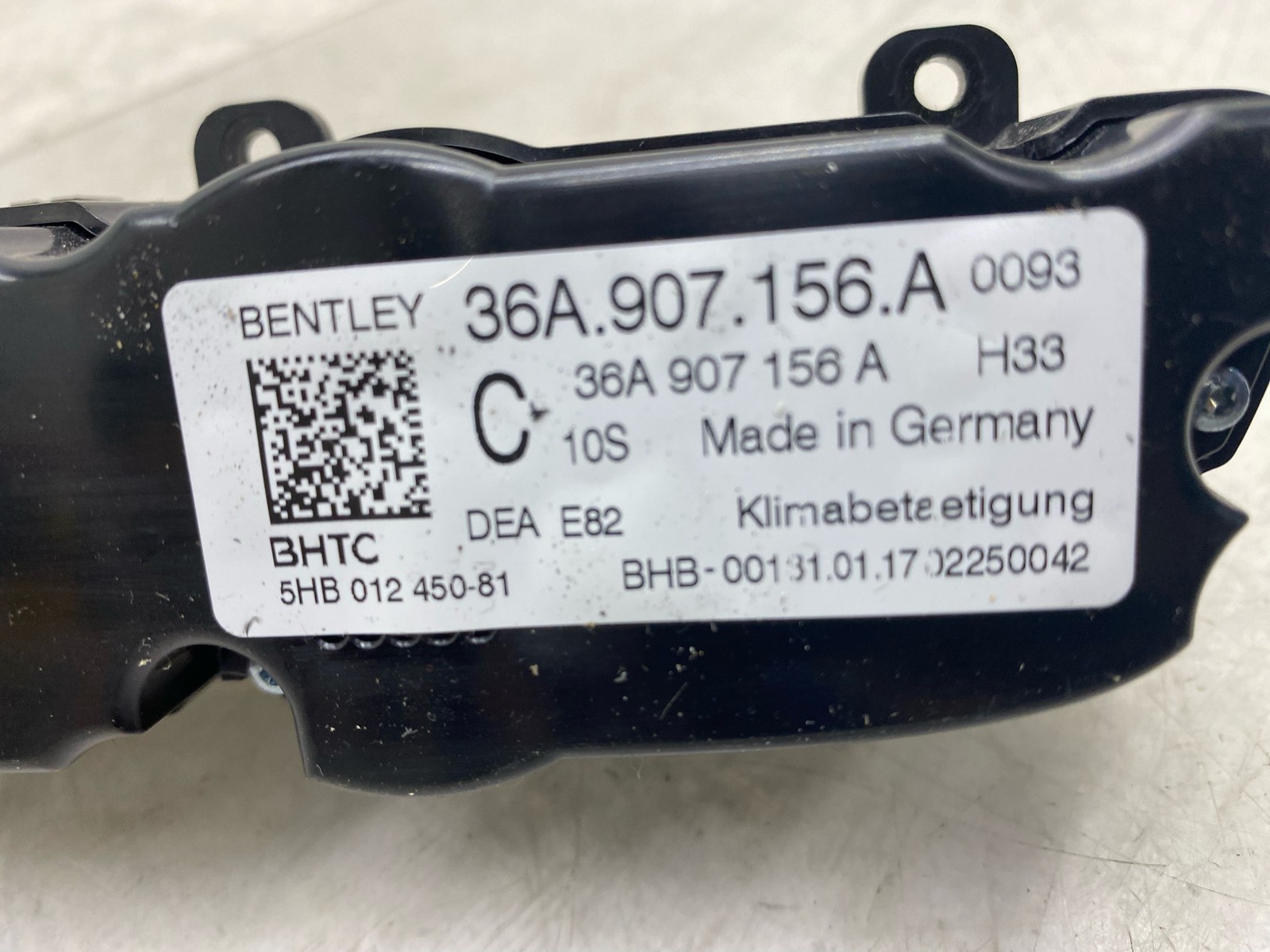 2015-2020 BENTLEY BENTAYGA FRONT CENTER DASH A/C HEATER PANEL MODULE 36A907156A