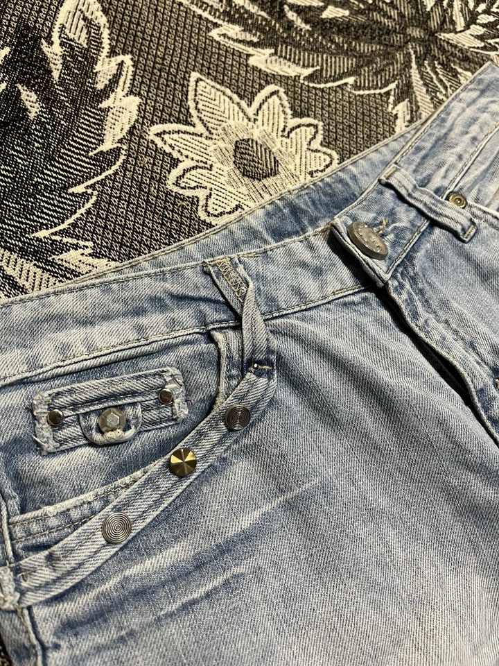 Pantalones de mezclilla para mujer con logotipo grande azul envejecido talla 32 Italia vintage Y2K Foto 4 de 4