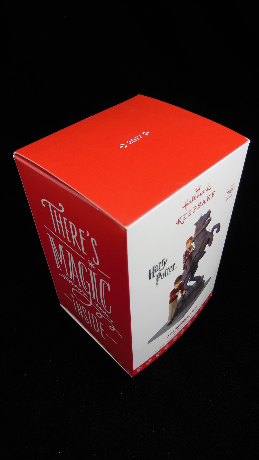 Hallmark Keepsake 2017 A Dangerous Game Harry Potter Ornament NIB