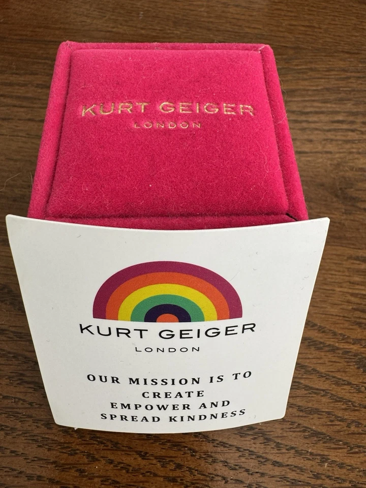 Anillo de resina cristal tono dorado águila piedra redonda azul kurt geiger london Foto 3 de 3