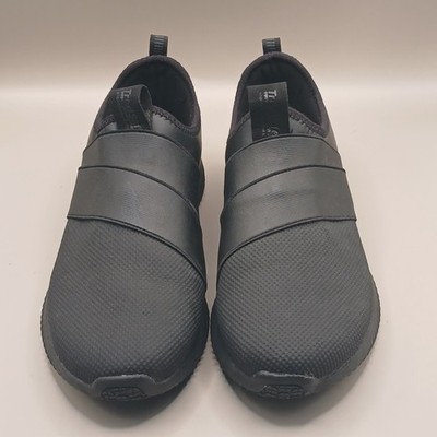 Tread, safe Women's size 8 and a 1/2 color black slip ons