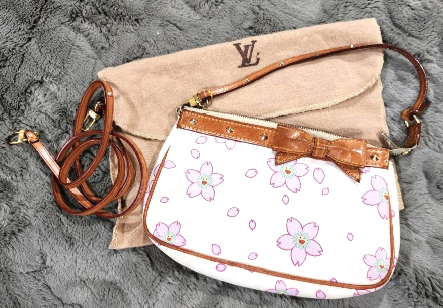 スギちゃん　Vintage Vuitton ショルダー Collector's Dream - PINK 2003 Louis Vuitton Murakami Cherry