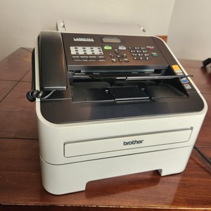 Brother IntelliFAX 2840 Super G3 High Speed Fax Machine w/2k pg ct.